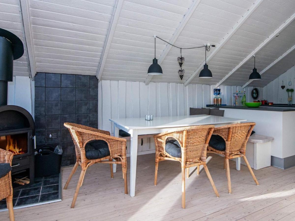 8 Person Holiday Home In Hejls Extérieur photo