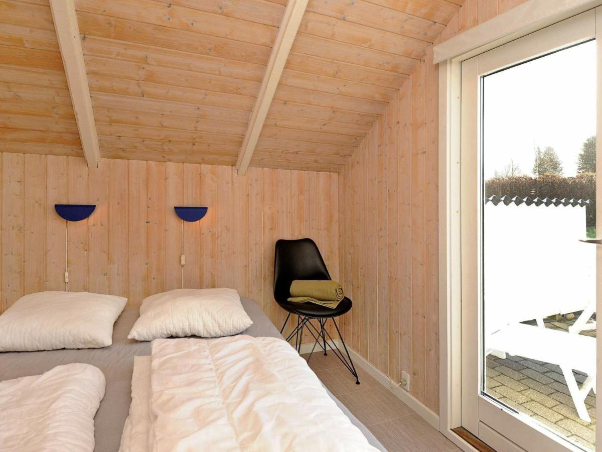 8 Person Holiday Home In Hejls Extérieur photo