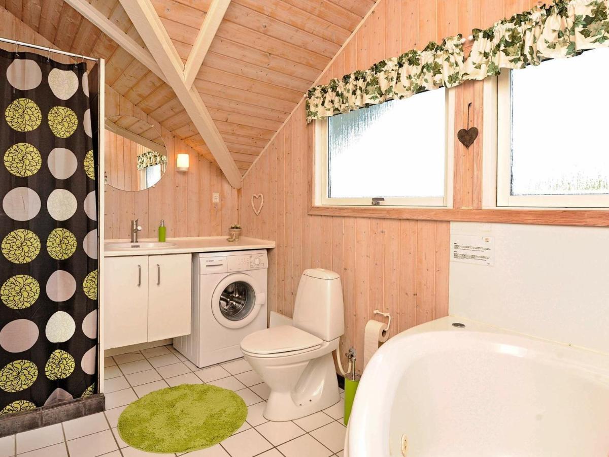 8 Person Holiday Home In Hejls Extérieur photo