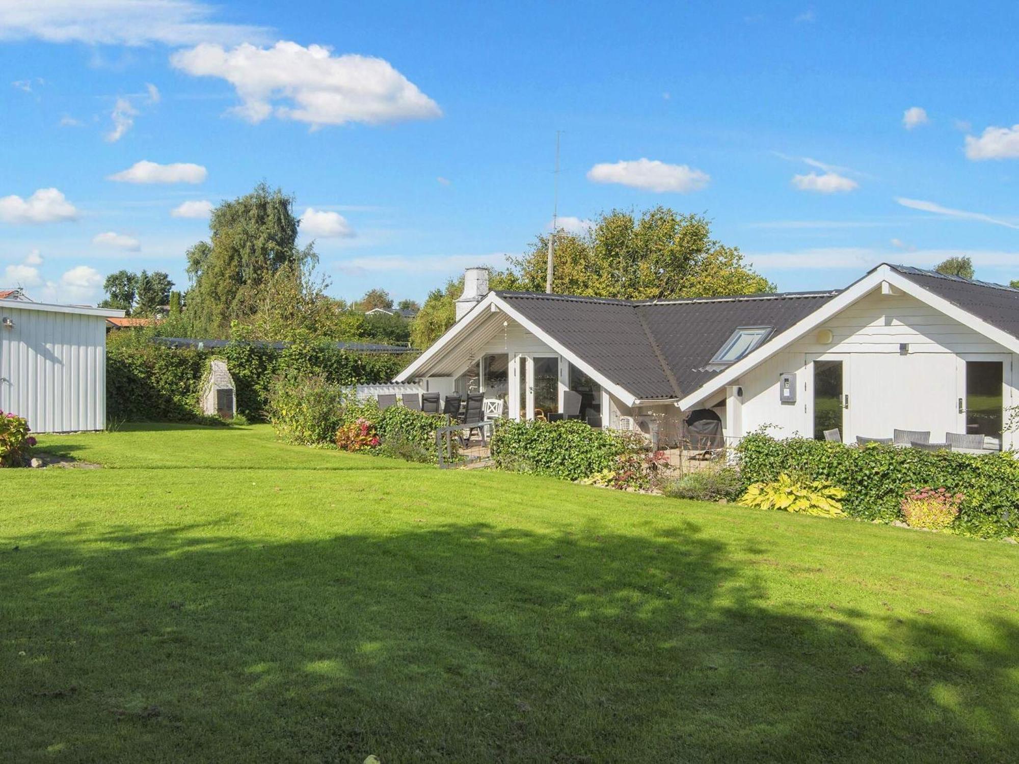 8 Person Holiday Home In Hejls Extérieur photo