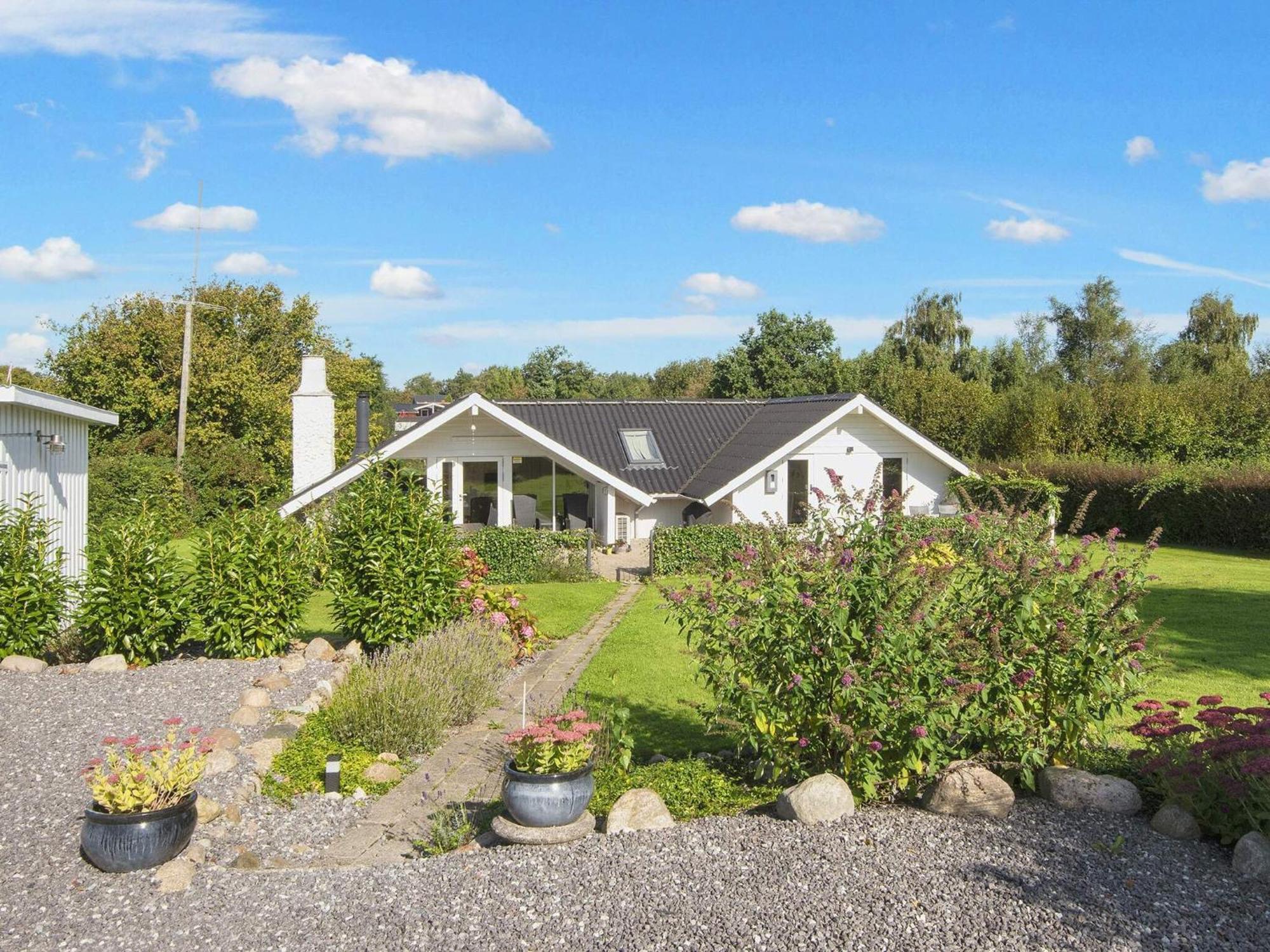 8 Person Holiday Home In Hejls Extérieur photo